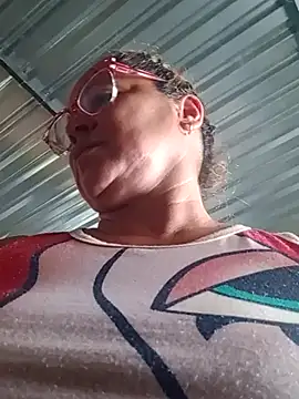 Snapshot of natally_ross21 chatting on February 25, 2025, 2:00 pm natally ross21 online show from February 25, 2025, 2:00 pm