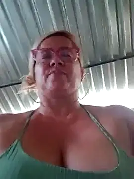 Snapshot of natally_ross21 chatting on March 15, 2025, 10:22 pm natally ross21 online show from March 15, 2025, 10:22 pm