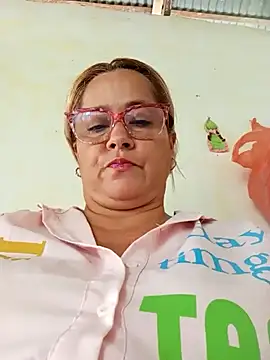 Snapshot of natally_ross21 chatting on March 17, 2025, 8:40 pm natally ross21 online show from March 17, 2025, 8:40 pm