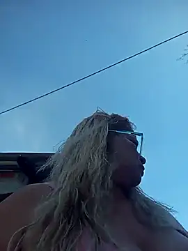 Snapshot of natally_ross21 chatting on October 1, 2025, 1:28 pm natally ross21 online show from October 1, 2025, 1:28 pm