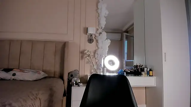 melissa yamazaki online show from September 30, 2025, 5:23 am