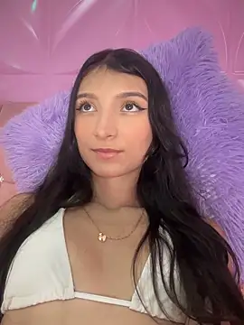 Snapshot of loly-yandere chatting on January 5, 2025, 8:42 pm loly-yandere online show from January 5, 2025, 8:42 pm