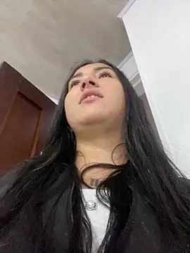 luna asss online show from January 13, 2025, 2:00 pm