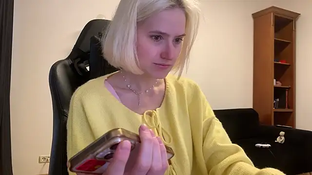 Sexy Sweets online show from September 23, 2025, 2:09 pm