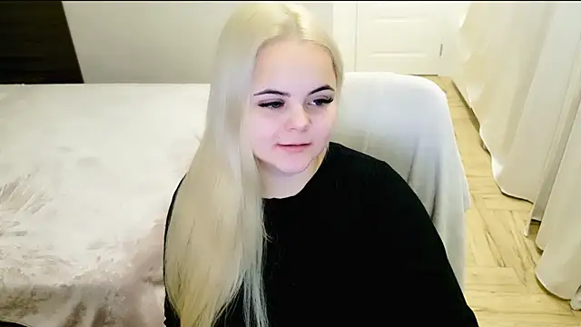 lovely-eyes online show from December 7, 2024, 10:06 pm