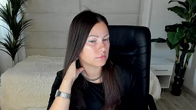 Dana  dom online show from September 19, 2025, 1:18 am