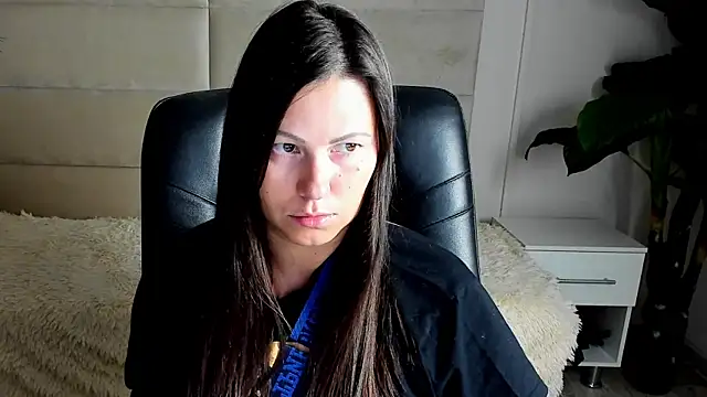 Dana  dom online show from October 20, 2025, 12:33 am