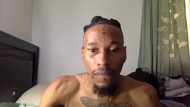 KingDerRico online show from November 21, 2025, 1:43 pm