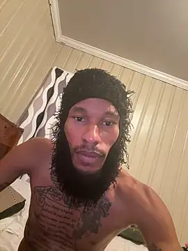 Snapshot of KingDerRico chatting on May 11, 2026, 12:05 am KingDerRico online show from May 11, 2026, 12:05 am