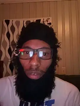 Snapshot of KingDerRico chatting on May 12, 2026, 12:19 am KingDerRico online show from May 12, 2026, 12:19 am