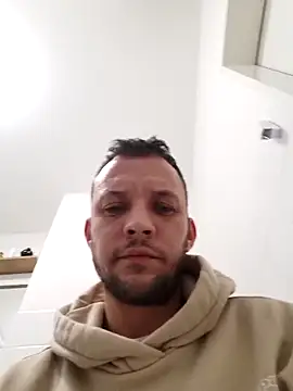 Chriso0007 online show from October 17, 2025, 1:42 am