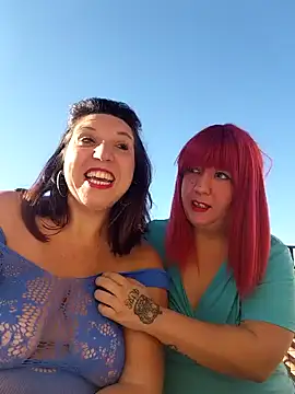 Snapshot of carolyne2023 chatting on September 21, 2025, 6:48 am carolyne2023 online show from September 21, 2025, 6:48 am