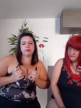 Snapshot of carolyne2023 chatting on September 28, 2025, 6:30 am carolyne2023 online show from September 28, 2025, 6:30 am