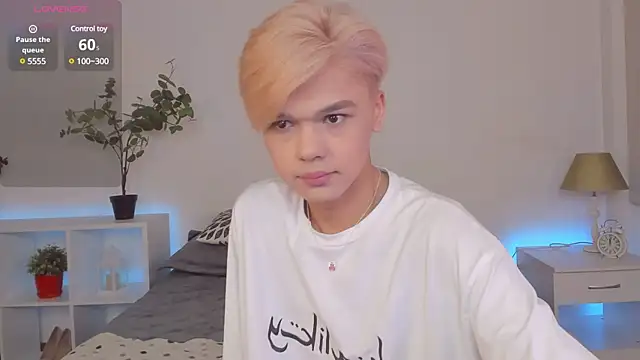 Snapshot of Felix_Rey chatting on January 30, 2025, 3:51 pm Felix Rey online show from January 30, 2025, 3:51 pm