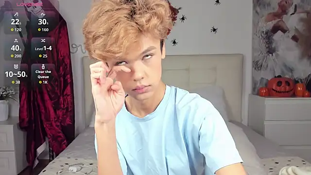 Snapshot of Felix_Rey chatting on October 22, 2025, 5:24 pm Felix Rey online show from October 22, 2025, 5:24 pm