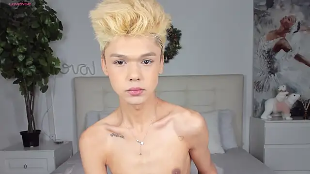 Felix Rey online show from December 5, 2025, 6:15 pm