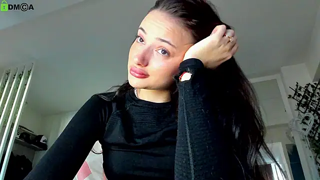 IreneVON online show from April 6, 2026, 4:46 am