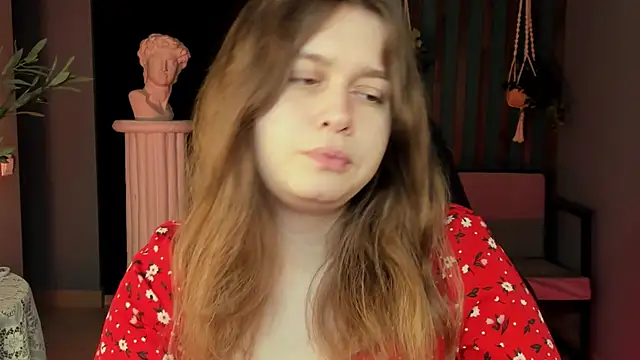 FioraMarmoris online show from November 3, 2025, 5:20 am