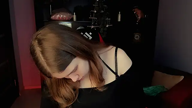 FioraMarmoris online show from February 27, 2026, 8:03 am