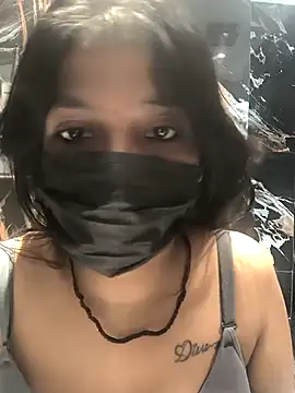 SEXY MAYA   online show from September 19, 2025, 7:58 pm