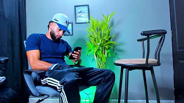 Damian 022 online show from October 27, 2025, 12:09 pm