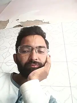 sagarghai07 online show from September 27, 2025, 11:48 am