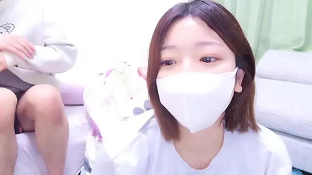 Snapshot of HaruruHappy chatting on January 8, 2025, 10:58 pm HaruruHappy online show from January 8, 2025, 10:58 pm