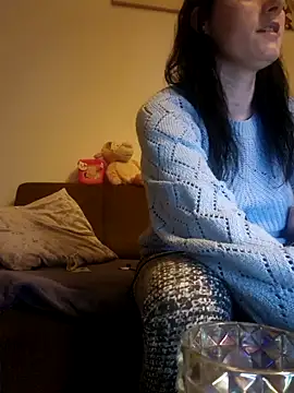 Jasmin-White online show from December 3, 2024, 8:06 pm