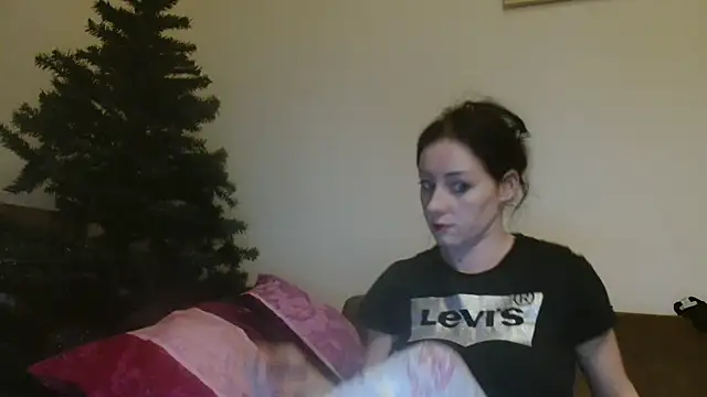 Jasmin-White online show from January 15, 2025, 7:01 pm