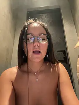 NarcissaHot online show from March 21, 2025, 2:07 am