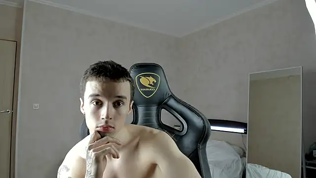 Snapshot of MasonWarholl chatting on February 5, 2025, 5:31 pm MasonWarholl online show from February 5, 2025, 5:31 pm