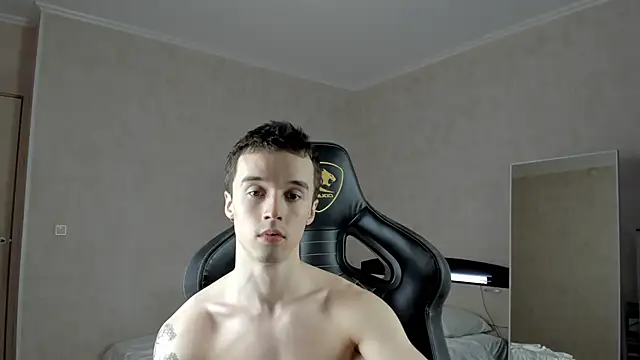 Snapshot of MasonWarholl chatting on February 9, 2025, 8:45 pm MasonWarholl online show from February 9, 2025, 8:45 pm