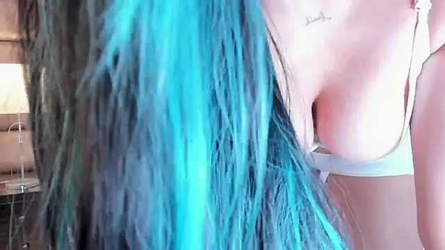 AnnyHizzle online show from February 9, 2025, 1:55 am