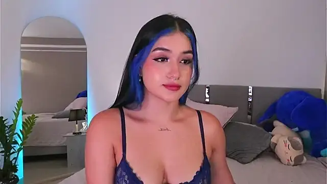 AnnyHizzle online show from September 23, 2025, 2:58 am