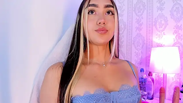 Snapshot of liaa_18 chatting on November 27, 2025, 3:08 am liaa 18 online show from November 27, 2025, 3:08 am