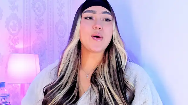 Snapshot of liaa_18 chatting on February 13, 2026, 3:13 am liaa 18 online show from February 13, 2026, 3:13 am