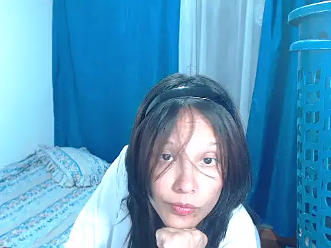 Snapshot of home_vlak chatting on May 14, 2026, 11:11 pm home vlak online show from May 14, 2026, 11:11 pm