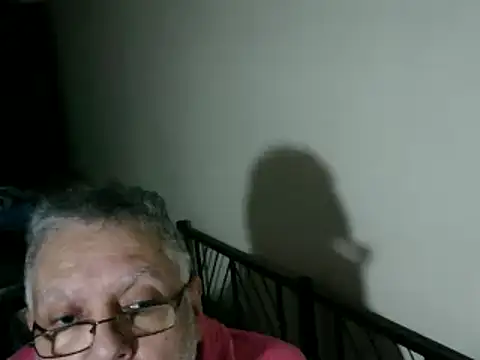 100Tauros online show from December 13, 2025, 7:53 pm