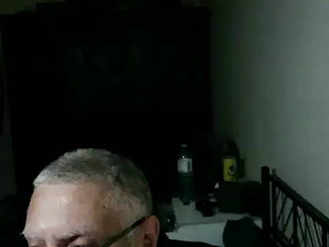 100Tauros online show from April 16, 2026, 9:39 pm