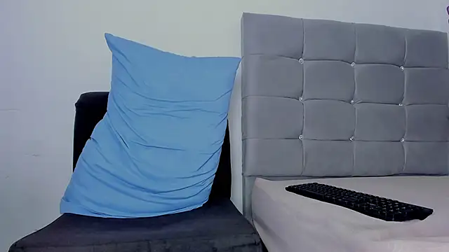 Ladysexy hot19 online show from January 10, 2025, 6:09 am