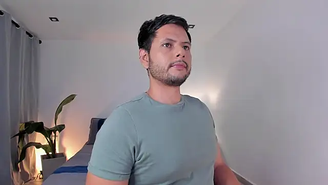 Nate Ocean online show from December 19, 2025, 1:01 am