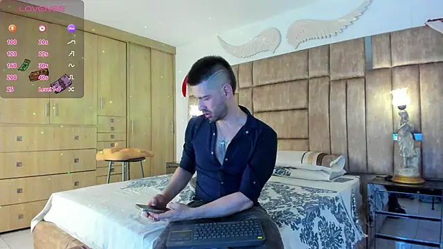 petterwilly1 online show from December 31, 2024, 7:18 pm