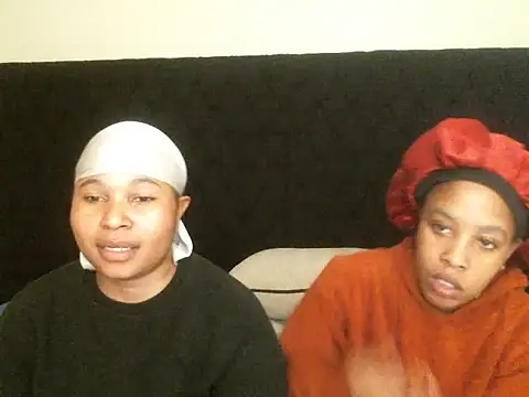 R-thequeen online show from September 26, 2025, 12:14 am