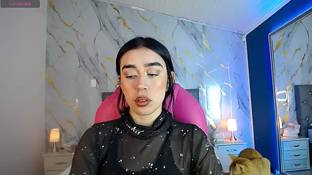 Julieta De Los Angeles online show from January 20, 2025, 3:48 am