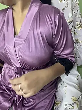 Snapshot of Hottest_Tamil chatting on February 20, 2026, 3:12 pm Hottest Tamil online show from February 20, 2026, 3:12 pm