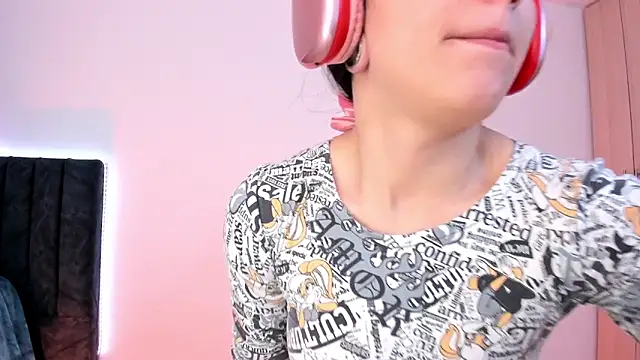 liaqueen610 online show from January 18, 2025, 11:55 pm