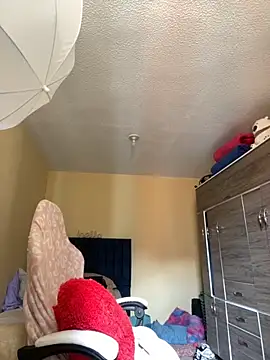 liaqueen610 online show from October 26, 2025, 5:08 pm