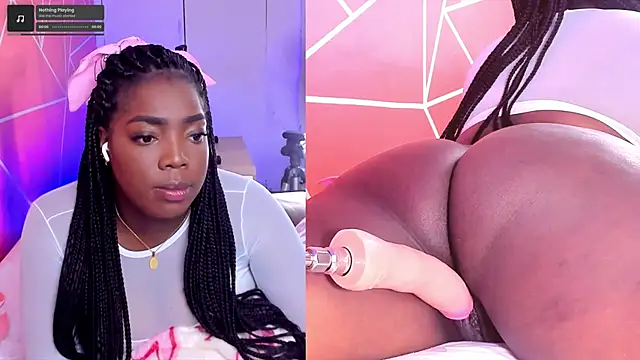 zoeethompson cm online show from December 4, 2025, 11:08 am