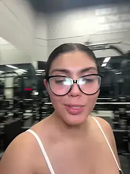 Snapshot of zui_lu chatting on March 1, 2025, 6:24 am zui lu online show from March 1, 2025, 6:24 am