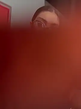 Snapshot of zui_lu chatting on March 3, 2025, 4:03 am zui lu online show from March 3, 2025, 4:03 am